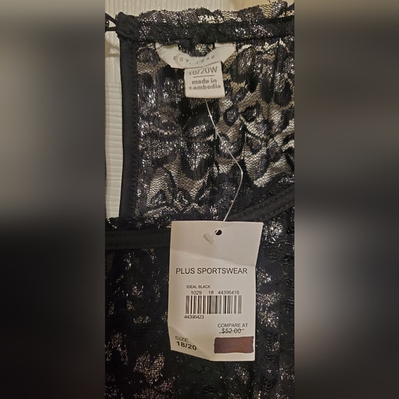 NWT C. EST. 1946 Plus Black and Silver Sheer Lace Blouse. Size 16-18 W - Picture 10 of 13